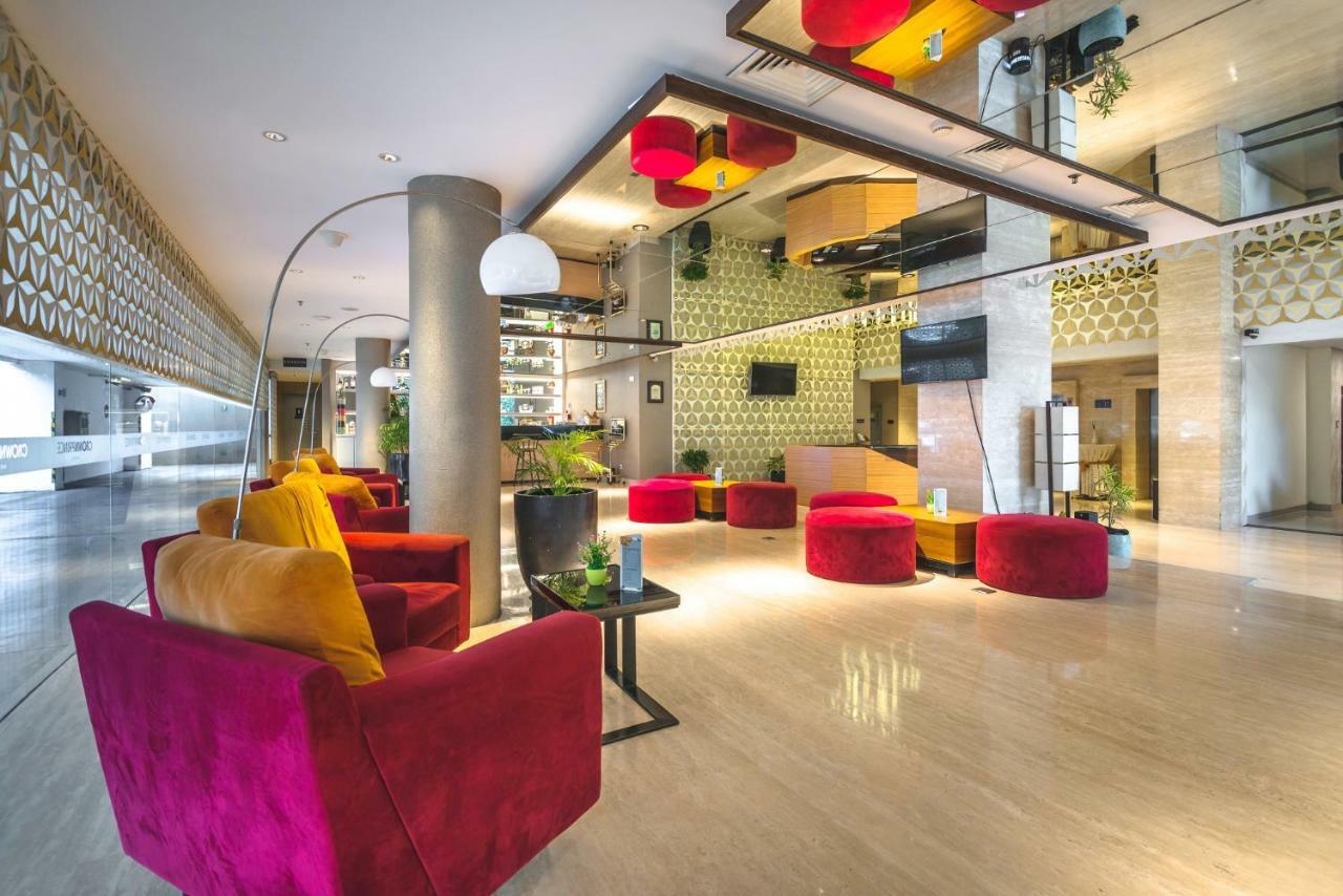 Hotel Crown Managed By Midtown Indonesia 4*